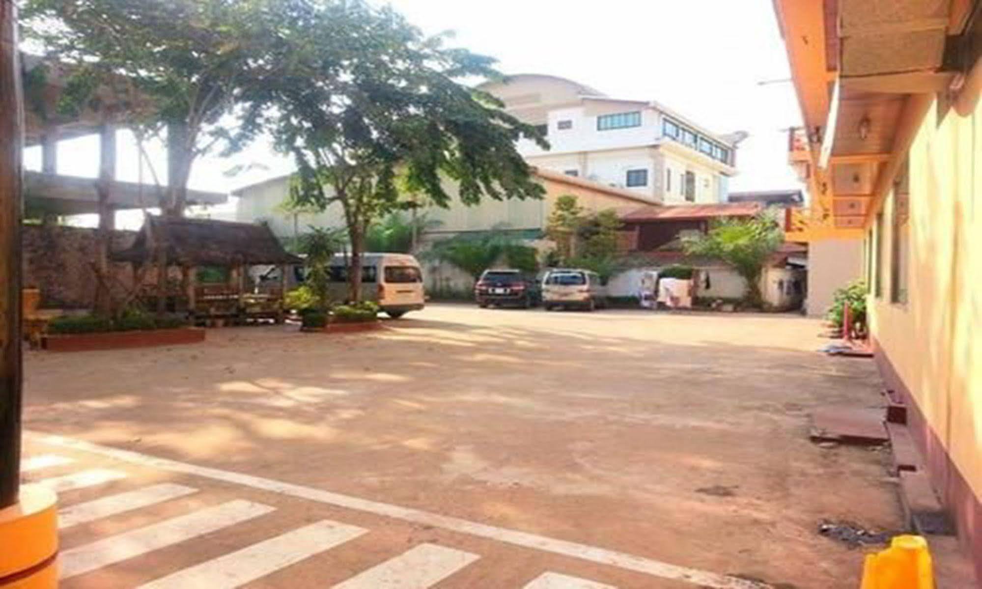 Sengphachanh Hotel 2 Vientiane Extérieur photo